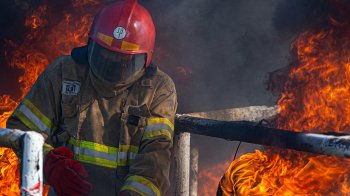 Перебував у критичному стані: на Самбірщині рятувальники витягнули з криниці 20-річного хлопця