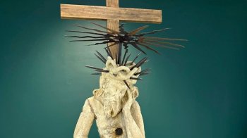 До Львова повернули відреставровану скульптуру Скорботного Христа