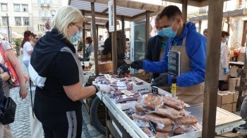 Щосуботи у цетрі Львова працює ярмарок: що можна купити