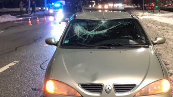У Львові на Науковій водій Renault Megane збив пішохода