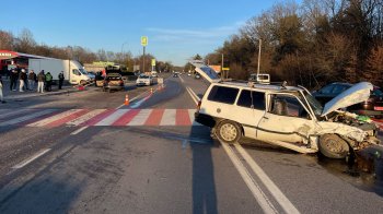 У Новояворівську внаслідок ДТП двох авто травмувалися шестеро людей