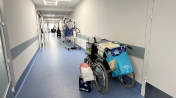 “Люди не вірять, що нам за це ніхто не платить”: один день з волонтером