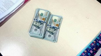 Спробував підкупити прикордонника тисячами доларів