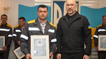 Енергетики з Добротвора отримали держнагороди за роботу під час опалювального сезону