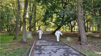 У парках Львова розпочинають обробку від кліщів: графік