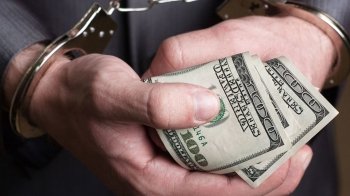 Переправили за кордон за 24 тис. доларів: на Львівщині судитимуть прикордонників, які допомагали призовникам