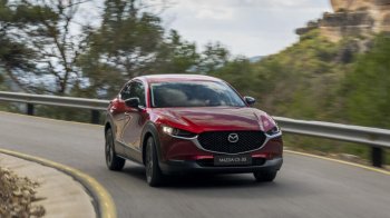 Тест драйв Mazda CX-30: баланс стилю, динаміки та практичності