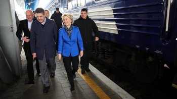 Глава Єврокомісії фон дер Ляєн прибула до України (фото)