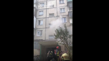 У Львові горіла квартира на вулиці Грінченка: евакуювали шістьох людей