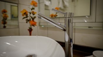 Завтра вранці Шевченківському району Львова повернуть гарячу воду