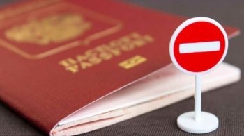 У ЄС незабаром розглянуть питання "візового бану" для росіян — Боррель