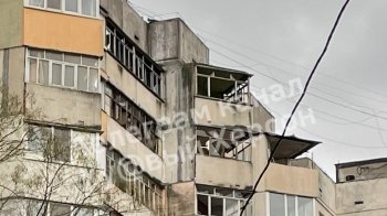 Поки Путін виступав: росіяни обстріляли зупинку громадського транспорту в Херсоні, є загиблі