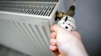 Коли з’явиться опалення в будинках цього року — пояснення Кабміну