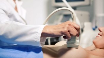 У Львові жінок запрошують на безкоштовне обстеження молочних залоз