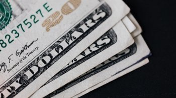 0 доларів за довідку: судитимуть львівську лікарку, яка вимагала хабар у військовослужбовця