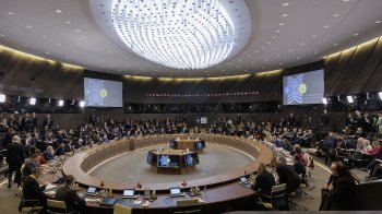 Єнс Столтенберг взяв участь у засіданні Ради Україна-НАТО, фото nato.int