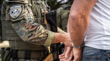 Поляки на кордоні з Львівщиною затримали розшукуваного українця