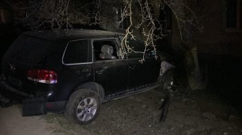 У Городку водій Volkswagen Touareg збив 13-річну дівчинку