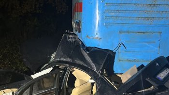 Двоє загиблих: на Львівщині судитимуть водія BMW, який вчинив ДТП між легковиком та локомотивом