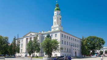 На Дрогобицьку ратушу можна буде потрапити за донат для спецпідрозділу “Kraken”