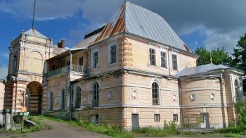 На Львівщині колишній палац продали за 1,5 тис.