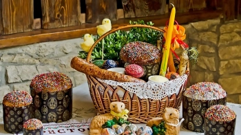 Що приготувати на Великдень: 5 варіантів салатів до святкового столу