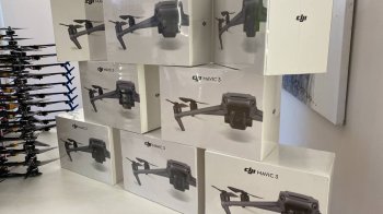 У Львівській ОВА показали 100 бойових дронів, які передають ЗСУ (фото)