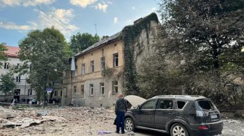 Мешканці ще 13 квартир у Львові орендують житло після обстрілу