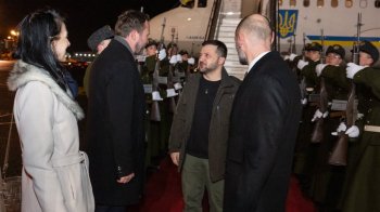 Президент України Володимир Зеленський і міністр закордонних справ Дмитро Кулеба прибули в Естонію, 11 січня 2024, фото Margus Tsahkna / Twitter