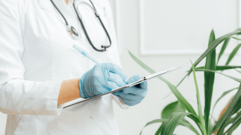 У Львові лікарів готують до роботи з хворими на холеру: для медиків провели навчання