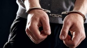 Побив та обікрав: у Новому Роздолі піймали злочинця, який вчинив розбій над літньою жінкою