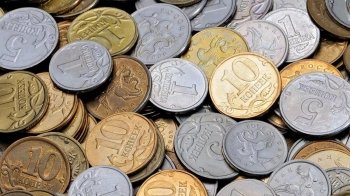 Відбираючи пенсії в громадян: як Росія намагається врятувати напівмертву економіку