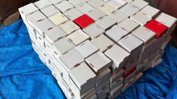 Парфуми під виглядом гуманітарки: львівські митники виявили контрабанду вартістю 2,5 млн грн