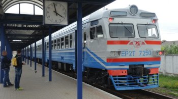У січні два приміські поїзди на Львівщині їздитимуть за зміненим маршрутом