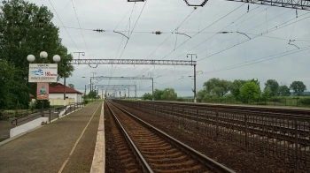 Через наїзд пасажирського поїзда на Львівщині загинула 83-річна жінка