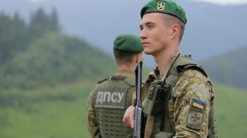 Українським прикордонникам дозволили перевіряти речі та застосовувати зброю