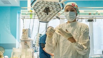 Зеленський підписав закон, за яким можна погодитися на трансплантацію через Дію