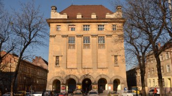 Львівська облрада вимагає від мерії прийняти рішення щодо передачі лялькового театру місту