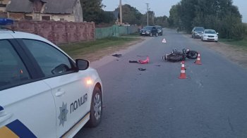 На Жовківщині мотоцикліста госпіталізували через ДТП з 13-річним скутеристом