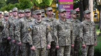 Вшанування випускників Академії Сухопутних військ