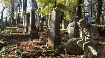 Польські реставратори відновлять пошкоджені надгробки у Дрогобичі