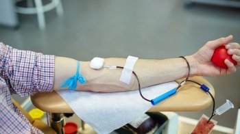 Де у Львові здати кров та що для цього треба знати 