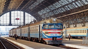 розклад електричок Львів