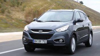 Підприємцю з Шептицького конфіскували три машини за крадіжку Hyundai