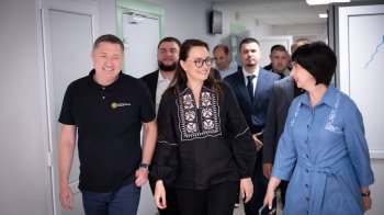 Прем’єр-міністр Юлія Свириденко відвідала Львівський перинатальний центр