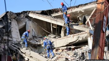 Знищені вікна і двері: ракетний удар в Тернополі пошкодив один із корпусів університету