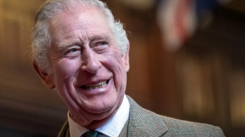 Британський король Чарльз ІІІ зустрівся з українськими біженцями у Шотландії