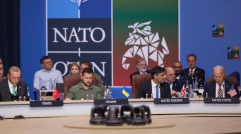 На прохання Зеленського скликають засідання Ради Україна-НАТО: дата