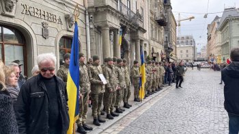 У Львові попрощались із героєм Юрієм Руфом