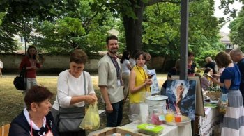 300 тисяч гривень за п'ять днів: на Львівщині зібрали на два авто для ЗСУ